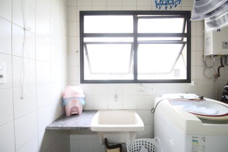 Apartamento à venda com 81m², 4 quartos e 2 vagasÁrea de Serviço