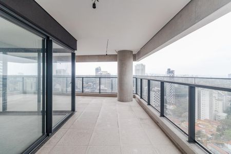 Apartamento à venda com 191m², 3 quartos e 3 vagasVaranda