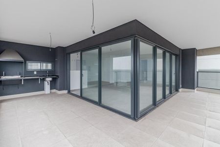 Apartamento à venda com 195m², 3 quartos e 3 vagasVaranda