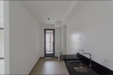 Apartamento à venda com 90m², 3 quartos e 1 vaga Apartamento à venda com 90m², 3 quartos e 1 vagaCozinha e Área de Serviço