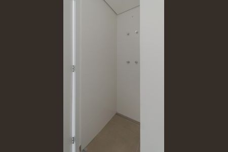 Apartamento à venda com 90m², 3 quartos e 1 vaga Apartamento à venda com 90m², 3 quartos e 1 vagaBanheiro Social