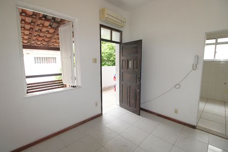 Apartamento à venda com 70m², 2 quartos e 1 vagaSala