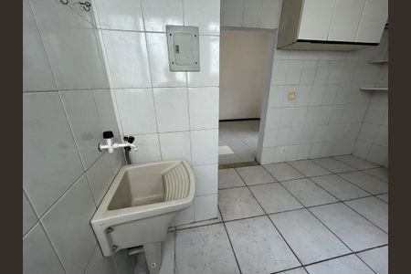 Apartamento à venda com 70m², 2 quartos e 1 vagaÁrea de Serviço