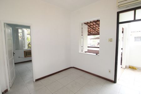 Sala de apartamento à venda com 2 quartos, 70m² em Piedade, Rio de Janeiro