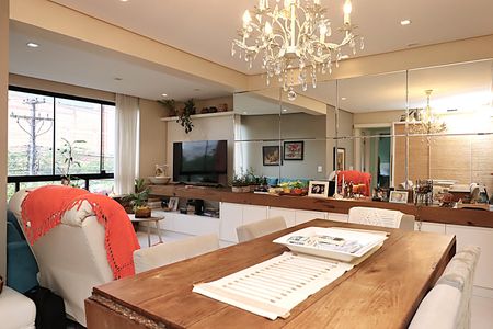 Apartamento para alugar com 82m², 2 quartos e 1 vagaSala