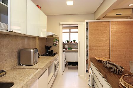 Apartamento para alugar com 82m², 2 quartos e 1 vagaCozinha - Armários