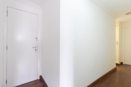 Apartamento à venda com 157m², 3 quartos e 3 vagasCorredor