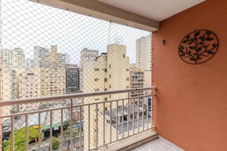 Apartamento à venda com 40m², 2 quartos e 1 vaga Apartamento à venda com 40m², 2 quartos e 1 vagaVaranda