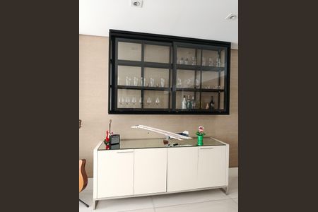 Apartamento para alugar com 140m², 3 quartos e 1 vagaSala