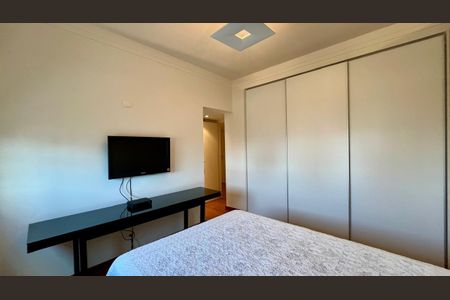 Apartamento à venda com 288m², 4 quartos e 6 vagasQuarto