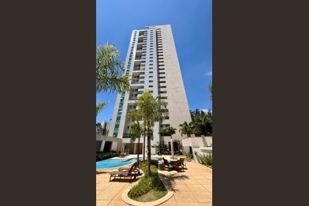 Apartamento à venda com 288m², 4 quartos e 6 vagasFachada