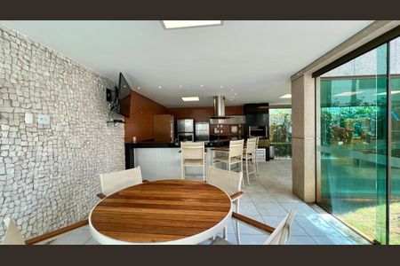 Apartamento à venda com 288m², 4 quartos e 6 vagasÁrea comum