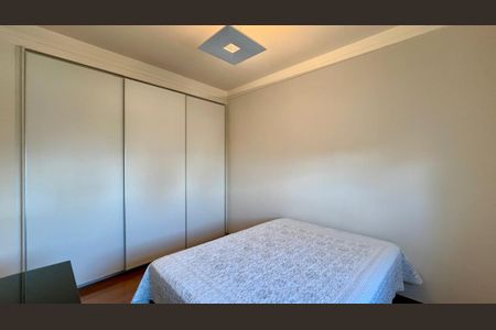 Apartamento à venda com 288m², 4 quartos e 6 vagasQuarto