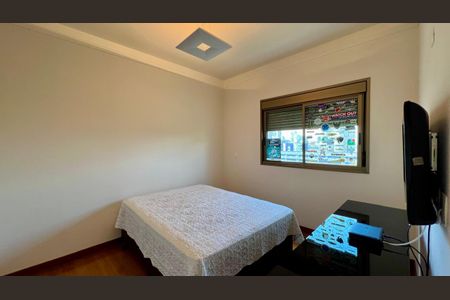 Apartamento à venda com 288m², 4 quartos e 6 vagasQuarto