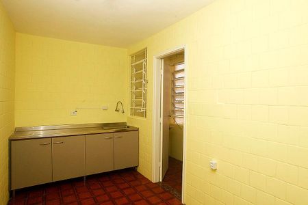 Apartamento para alugar com 84m², 3 quartos e sem vagaCozinha