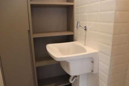 Apartamento para alugar com 86m², 3 quartos e 1 vagaÁrea de Serviço