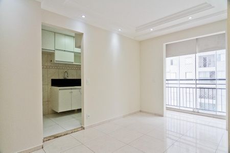 Sala/Cozinha de apartamento à venda com 2 quartos, 55m² em Parque Maria Domitila, São Paulo