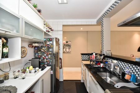 Apartamento à venda com 75m², 2 quartos e 2 vagasCozinha