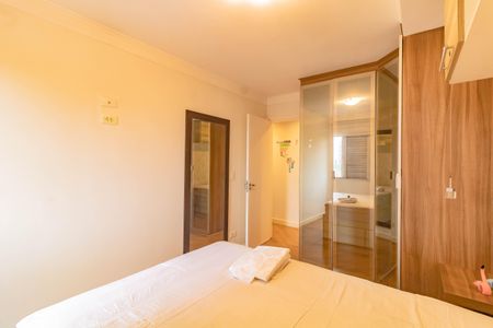 Apartamento à venda com 79m², 2 quartos e 1 vagaQuarto 2