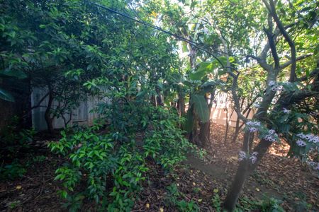 Casa à venda com 105m², 3 quartos e 1 vagaquintal