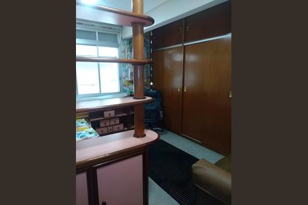 Quarto 1 de apartamento para alugar com 3 quartos, 138m² em Itaim Bibi, São Paulo