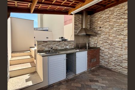 Apartamento à venda com 178m², 3 quartos e 3 vagasCobertura