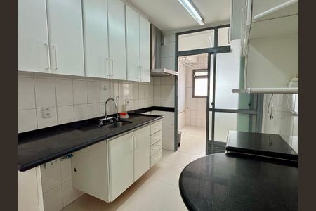 Apartamento à venda com 178m², 3 quartos e 3 vagasCozinha