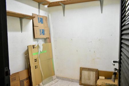 Apartamento à venda com 178m², 3 quartos e 3 vagasDepósito