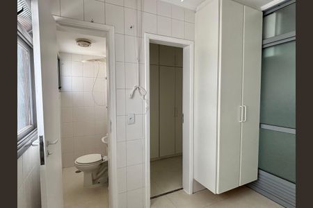 Apartamento à venda com 178m², 3 quartos e 3 vagasÁrea de Serviço