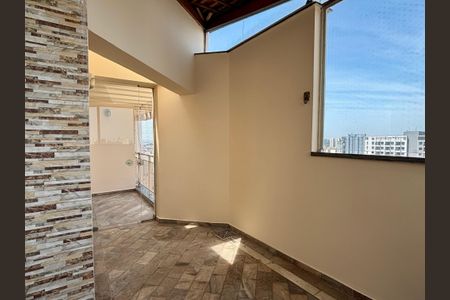 Apartamento à venda com 178m², 3 quartos e 3 vagasCobertura