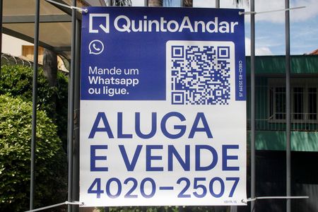 Casa à venda com 260m², 3 quartos e 2 vagasPlaquinha