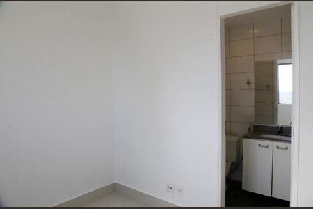 Foto 19 de apartamento à venda com 3 quartos, 68m² em Jardim Londrina, São Paulo