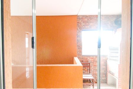 Vista da Sala de apartamento para alugar com 2 quartos, 70m² em Fazenda Caguaçu, São Paulo