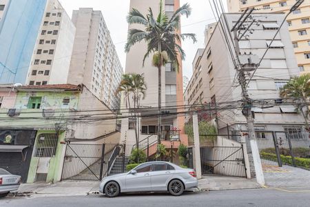Apartamento para alugar com 57m², 2 quartos e 1 vagaFachada