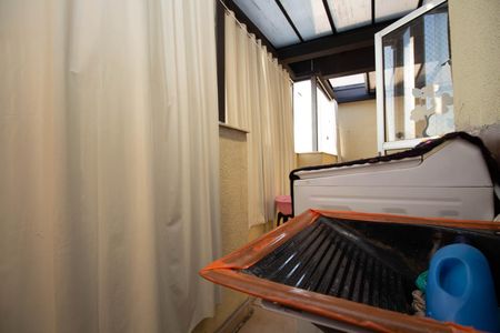 Apartamento para alugar com 104m², 2 quartos e 1 vagaÁrea de Serviço