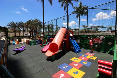 Apartamento para alugar com 104m², 2 quartos e 1 vagaÁrea comum - Playground