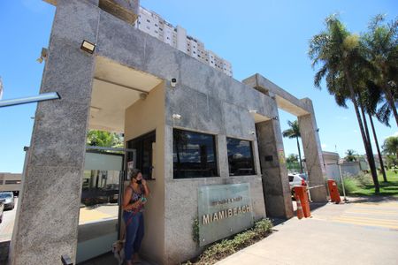 Apartamento para alugar com 104m², 2 quartos e 1 vagaFachada