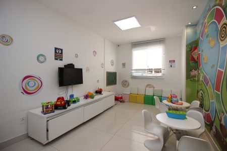 Apartamento para alugar com 104m², 2 quartos e 1 vagaÁrea comum