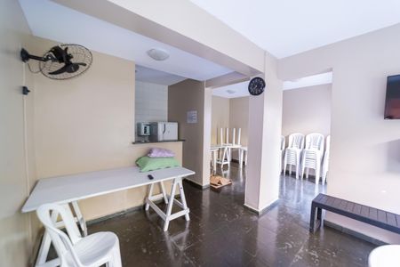 Apartamento à venda com 98m², 2 quartos e 1 vagaÁrea comum - Salão de festas