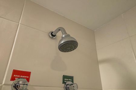 Studio para alugar com 27m², 1 quarto e sem vaga Studio para alugar com 27m², 1 quarto e sem vagaBanheiro