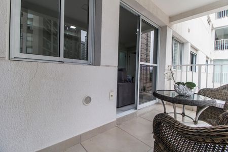 Apartamento à venda com 47m², 1 quarto e 1 vaga Apartamento à venda com 47m², 1 quarto e 1 vagaÁrea de Serviço