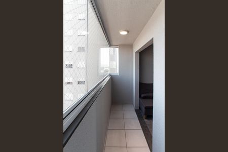 Apartamento para alugar com 42m², 2 quartos e sem vaga Apartamento para alugar com 42m², 2 quartos e sem vagaSala - Varanda