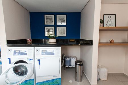 Apartamento para alugar com 42m², 2 quartos e sem vaga Apartamento para alugar com 42m², 2 quartos e sem vagaLavanderia