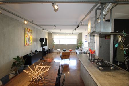 Apartamento à venda com 101m², 2 quartos e 1 vagaSala/Cozinha