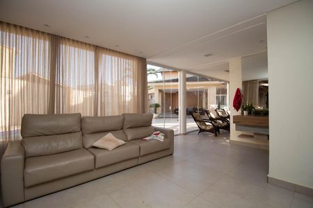 Casa de condomínio para alugar com 780m², 5 quartos e 8 vagasSala 5