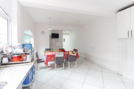 Casa para alugar com 105m², 3 quartos e 2 vagasCozinha