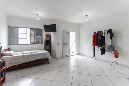 Casa para alugar com 105m², 3 quartos e 2 vagasSuíte