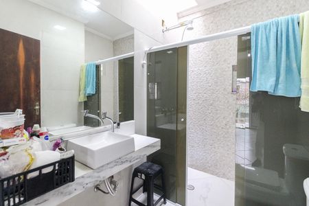 Casa para alugar com 105m², 3 quartos e 2 vagasBanheiro da Suíte