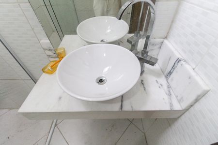 Casa para alugar com 105m², 3 quartos e 2 vagasBanheiro da Suíte 2