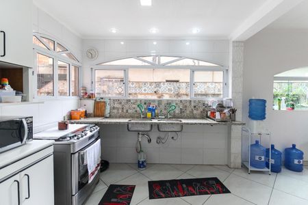 Casa para alugar com 105m², 3 quartos e 2 vagasCozinha